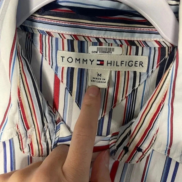 ☀️Tommy Hilfiger Long Sleeve Button Up Blouse - Picture 4 of 5